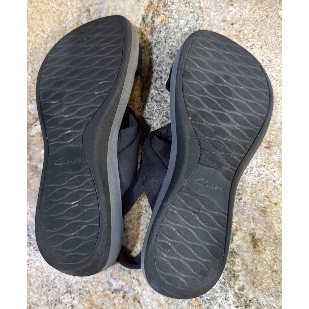 Clark’s Sandals Women’s Size 11 Black Cloudsteppers Cushion Wedge Heel Strappy - Picture 6 of 6